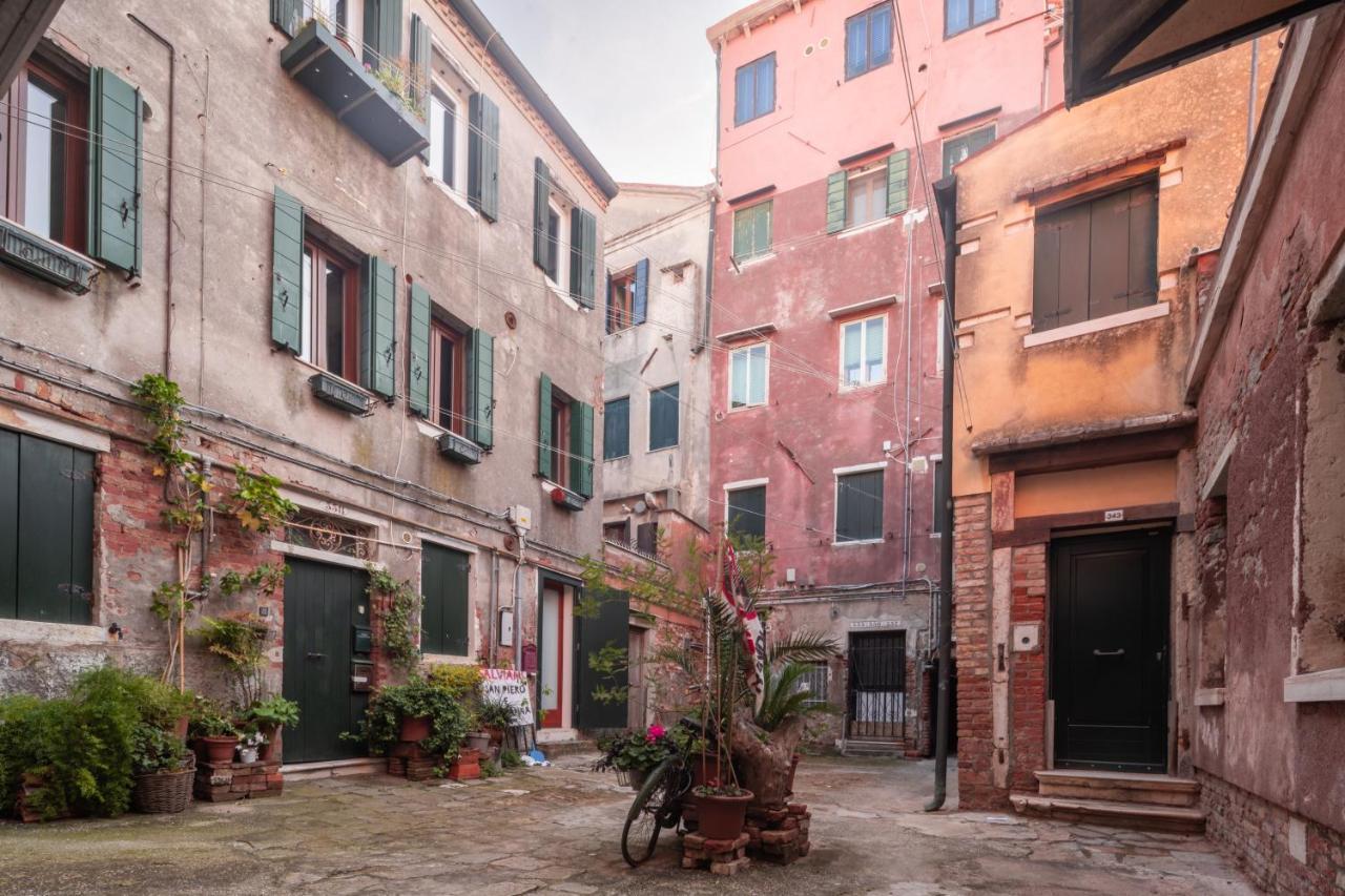 San Pietro Cozy Studio R&R Venice Luaran gambar